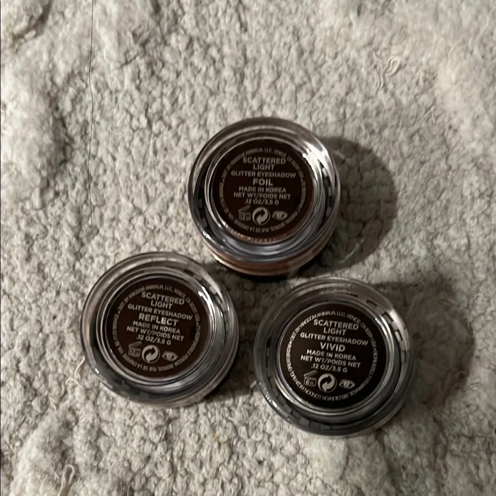 Hourglass Scattered light eye shadow- Foil, Vivid, Reflect colours - Picture 2 of 5
